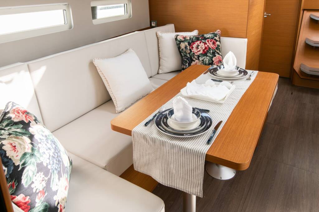 Sun Odyssey 410 Artemis