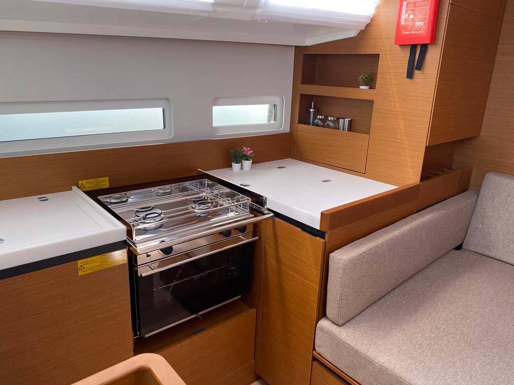 Sun Odyssey 410 Marelli