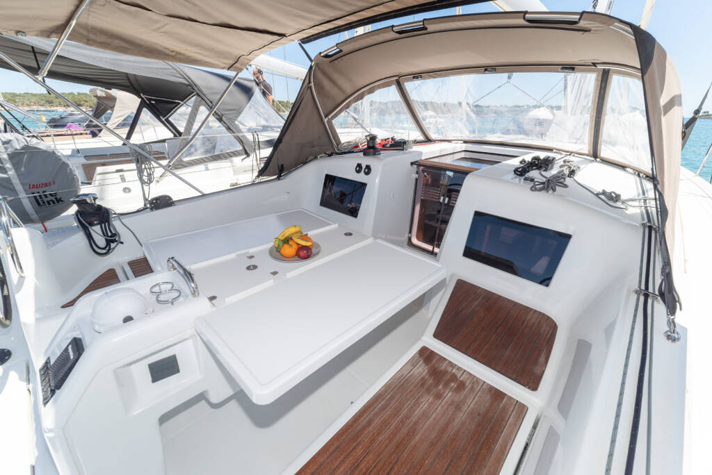 Sun Odyssey 410 SuElli