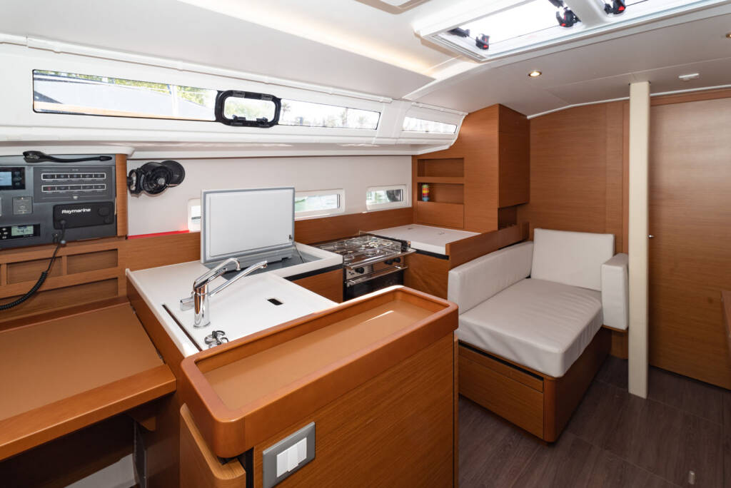 Sun Odyssey 410 Sea Pearl