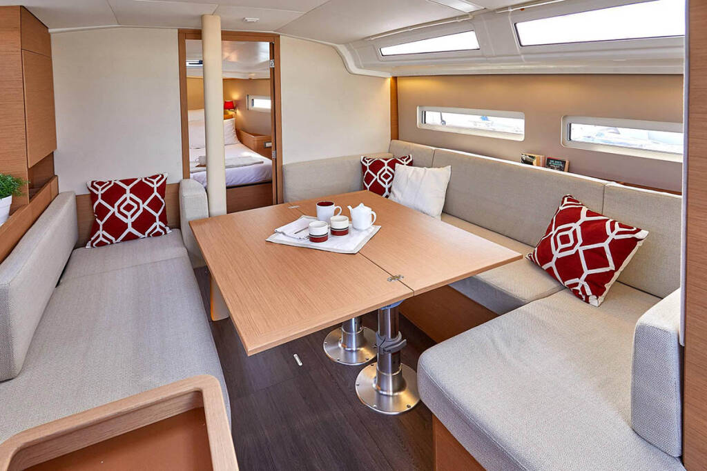 Sun Odyssey 410 Hygge