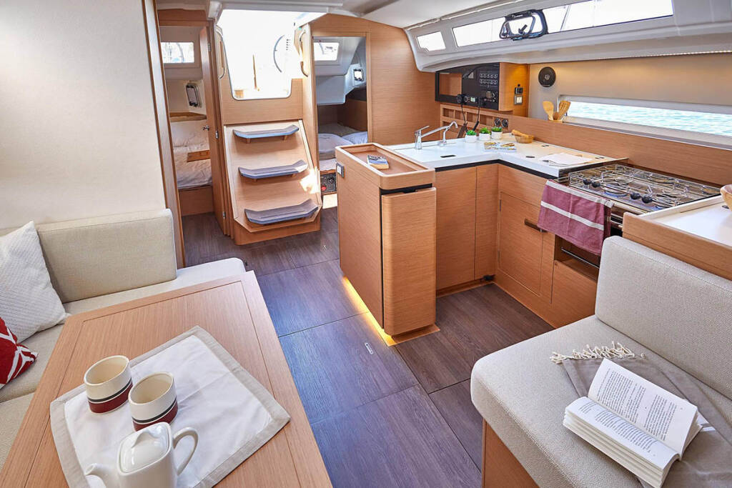 Sun Odyssey 410 Hygge