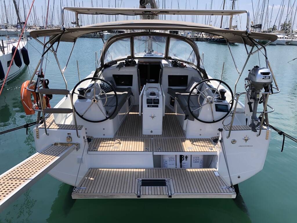 Sun Odyssey 410 Aquaholic