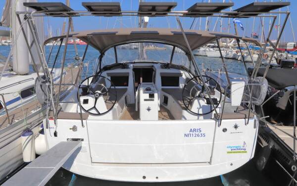 Sun Odyssey 410 Aris