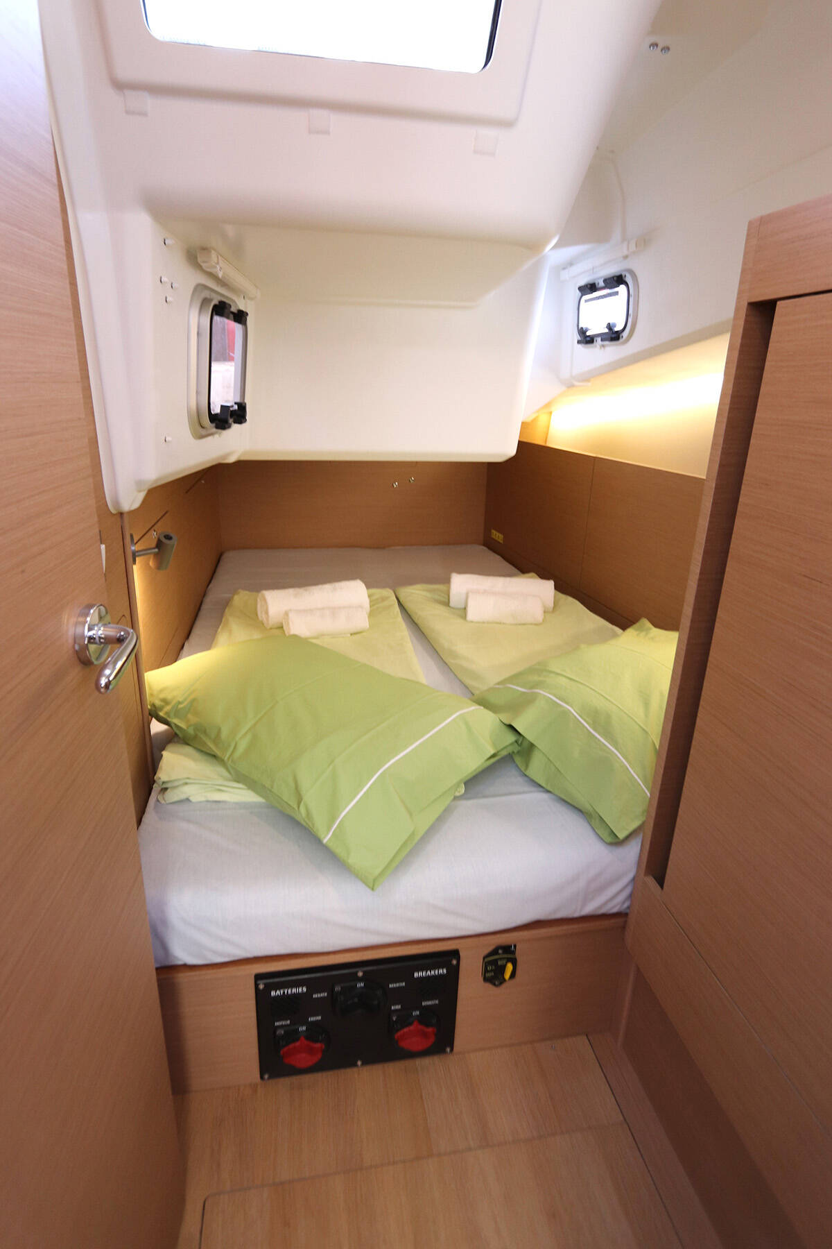 Sun Odyssey 410 Aris