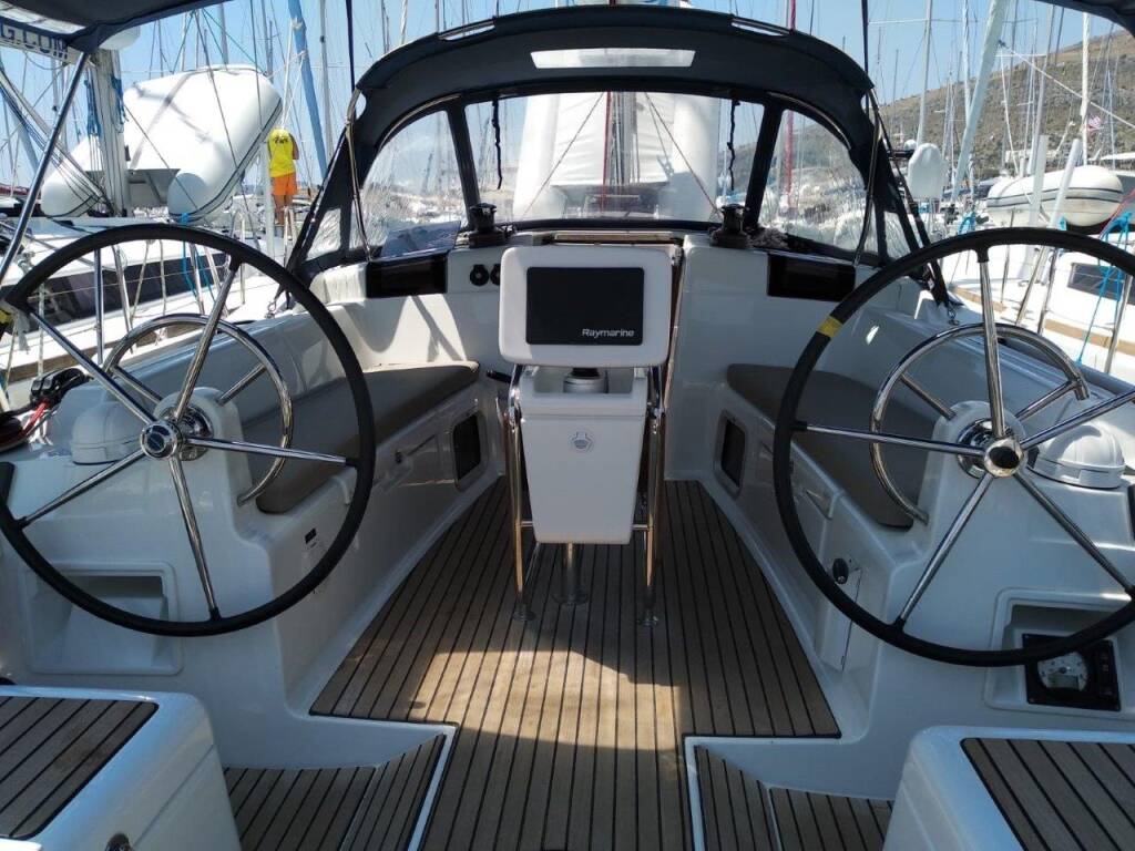 Sun Odyssey 419 Tumbleweed