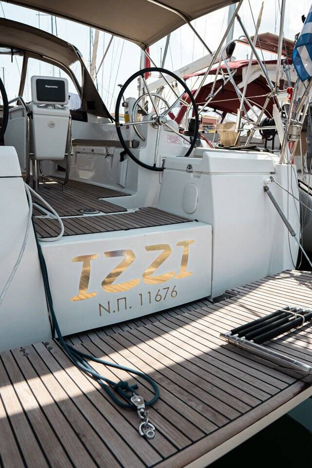 Sun Odyssey 419 Izzi