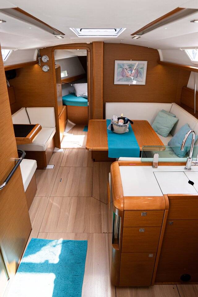 Sun Odyssey 419 Izzi