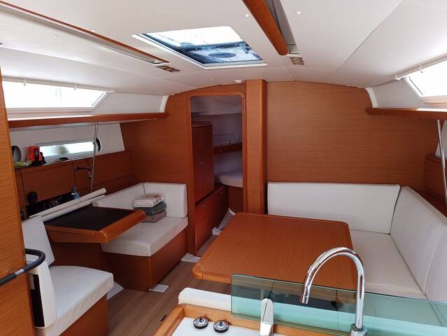 Sun Odyssey 419 Foxy