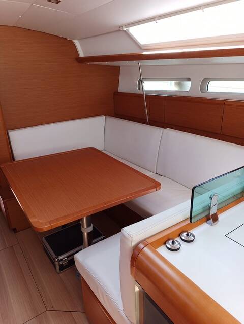 Sun Odyssey 419 Foxy