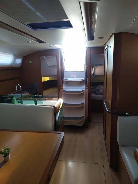 Sun Odyssey 419 Mango Tango