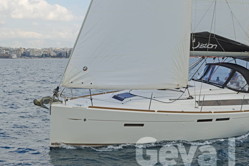 Sun Odyssey 419 Geva I