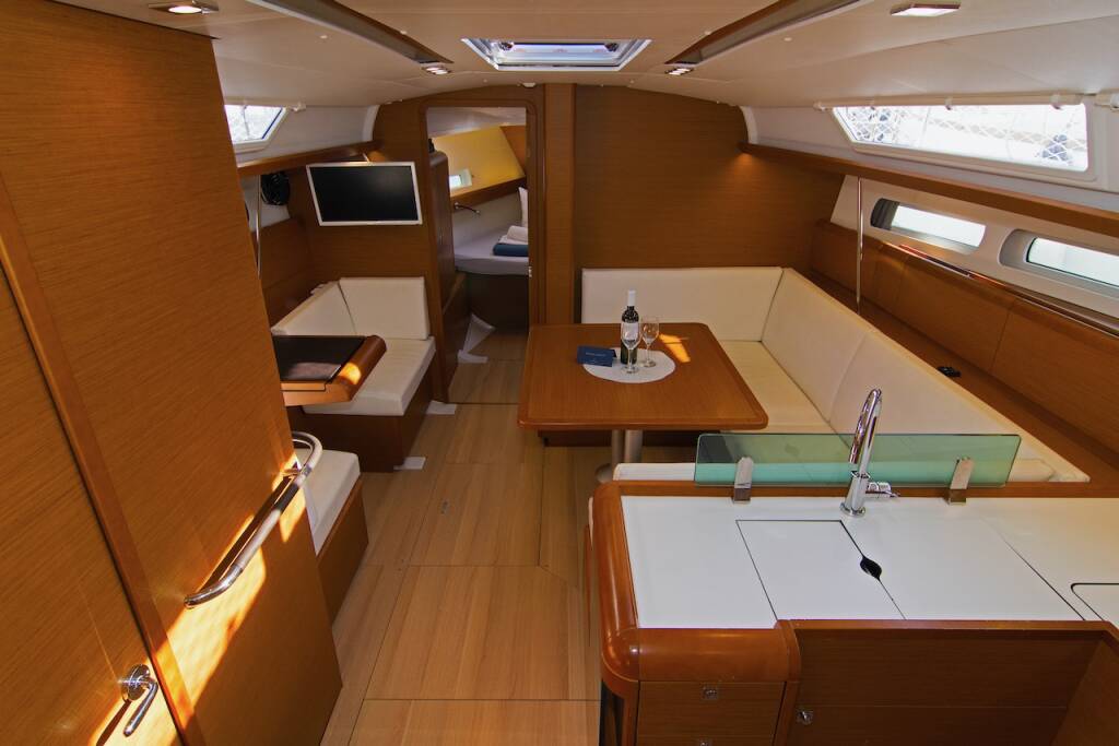 Sun Odyssey 419 Dorado