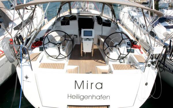 Sun Odyssey 419 Mira