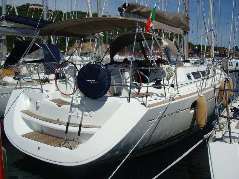 Sun Odyssey 42i Praha