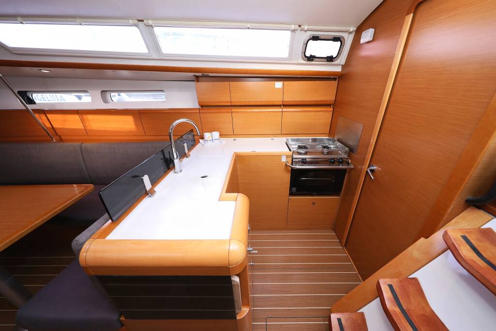 Sun Odyssey 439 Malin