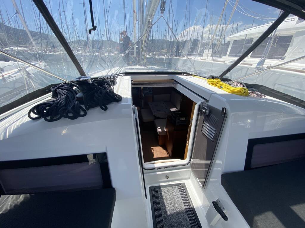 Sun Odyssey 440 Lornia