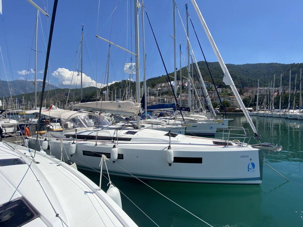 Sun Odyssey 440 Anda