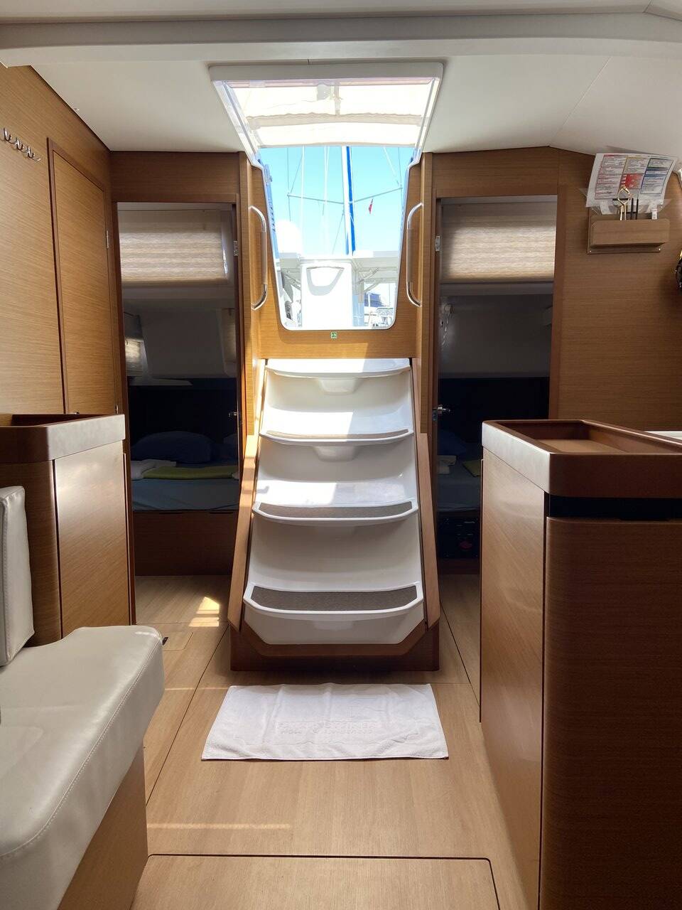 Sun Odyssey 440 Anda