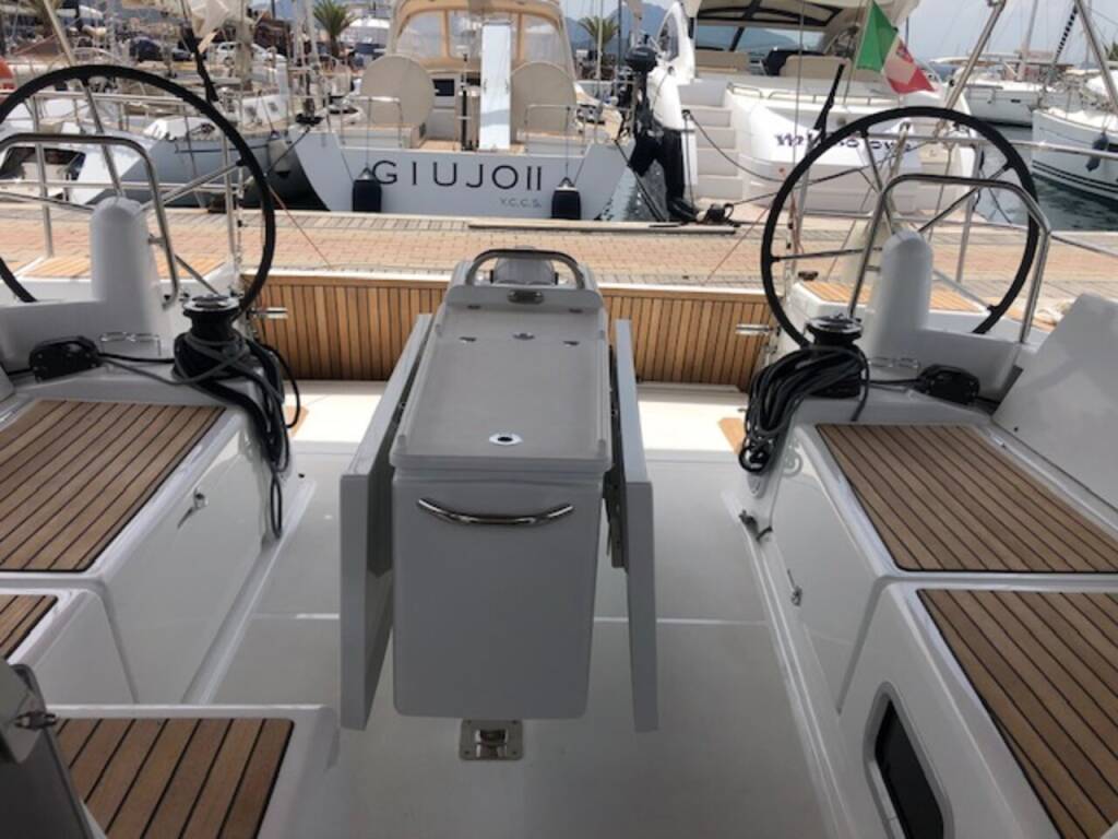 Sun Odyssey 440 Stardust