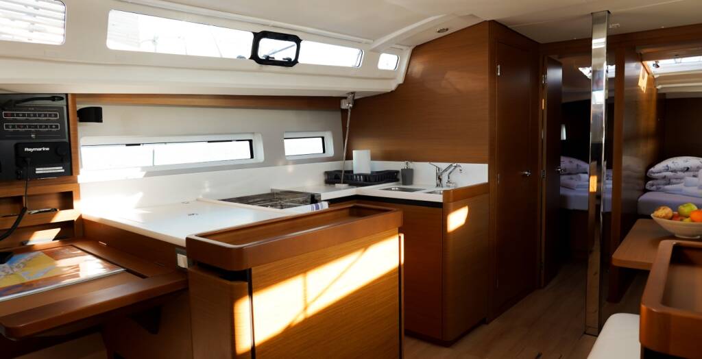 Sun Odyssey 440 Uri