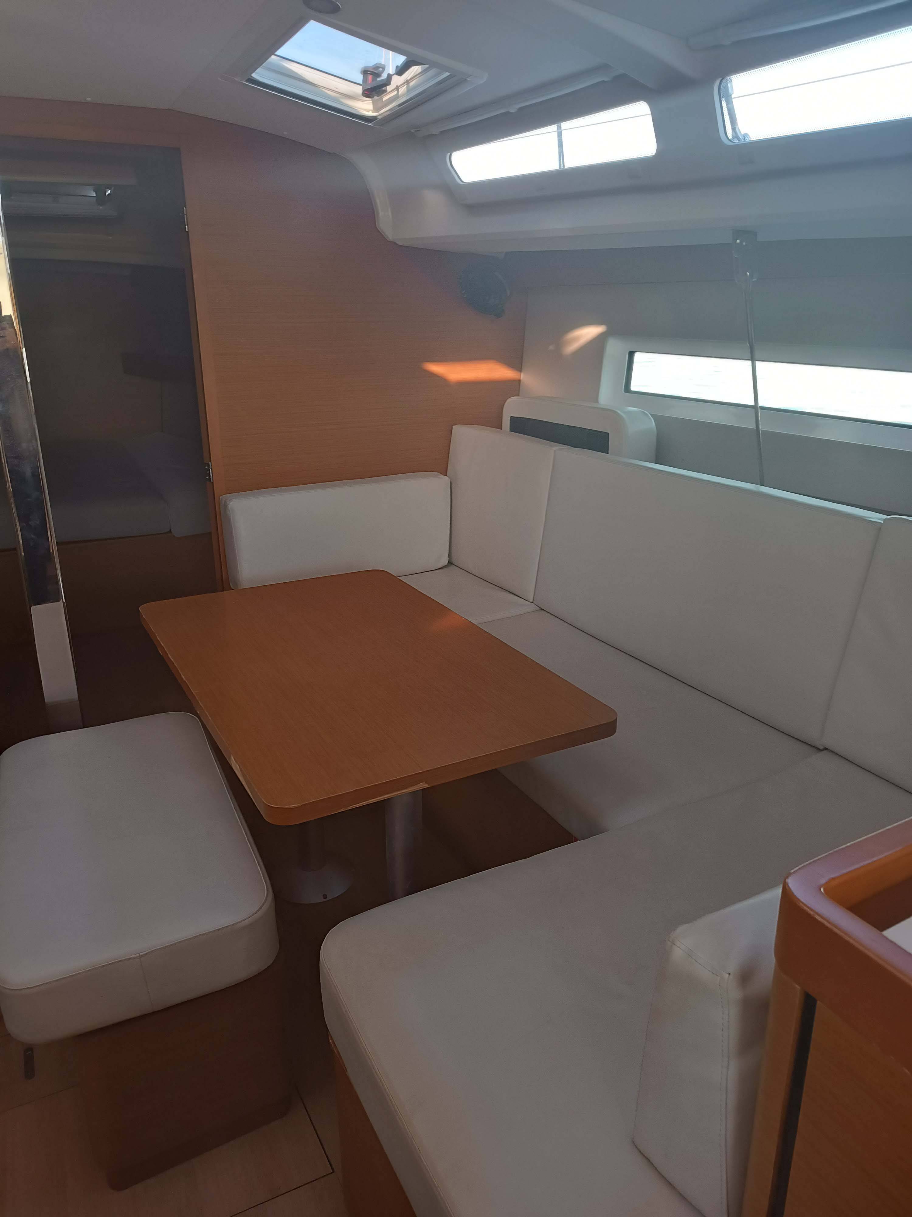 Sun Odyssey 440 CLASS