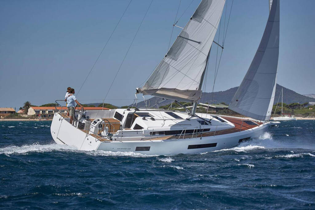 Sun Odyssey 440 Musica