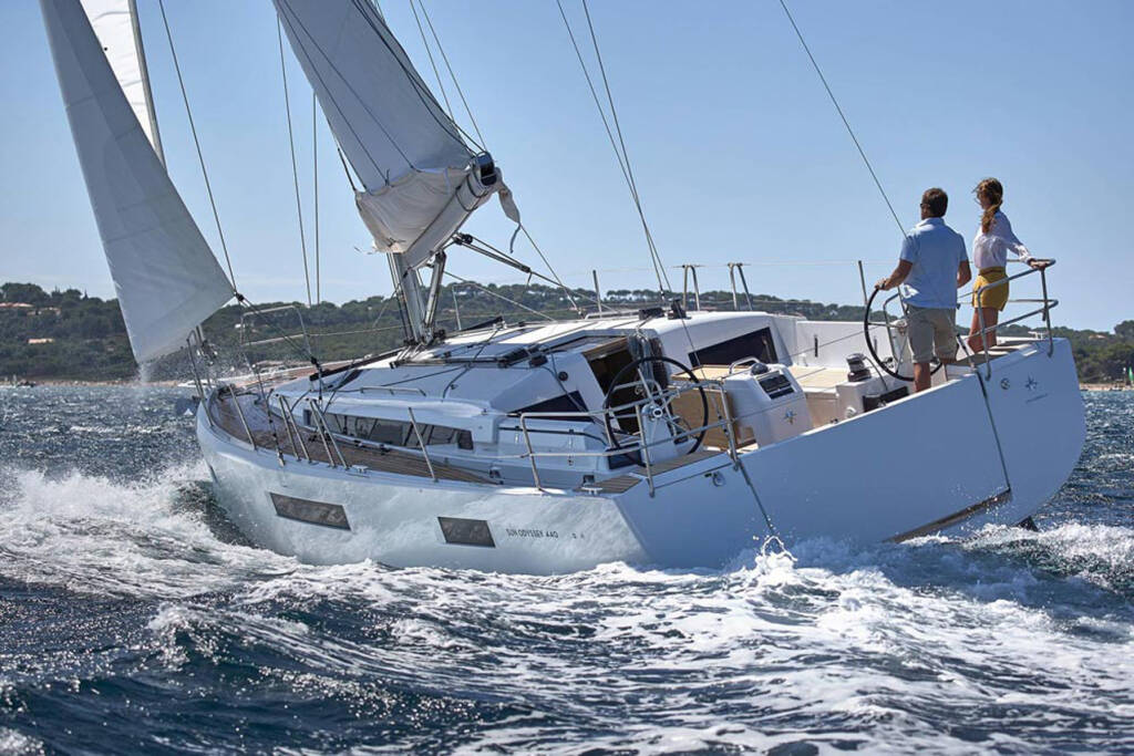 Sun Odyssey 440 Musica