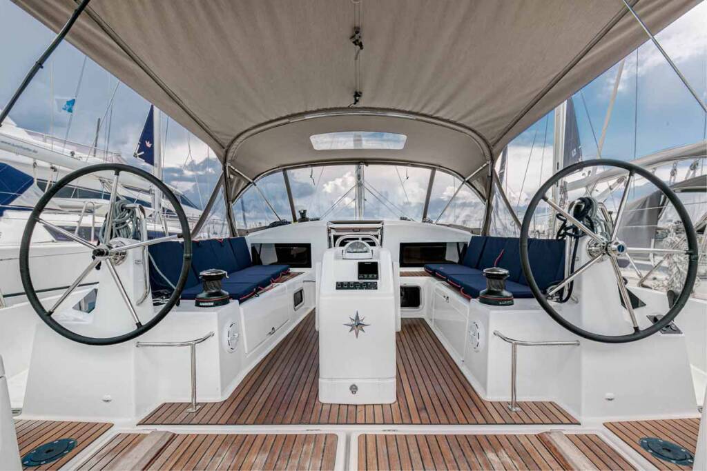 Sun Odyssey 440 Mystic Blue