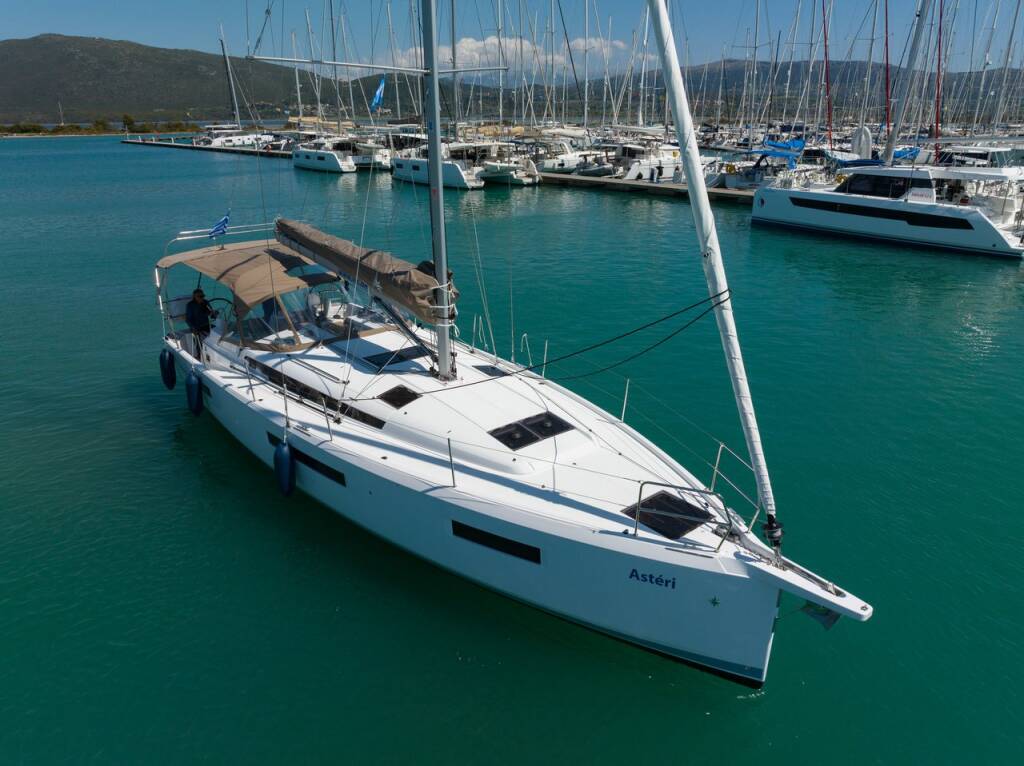 Sun Odyssey 440 Asteri