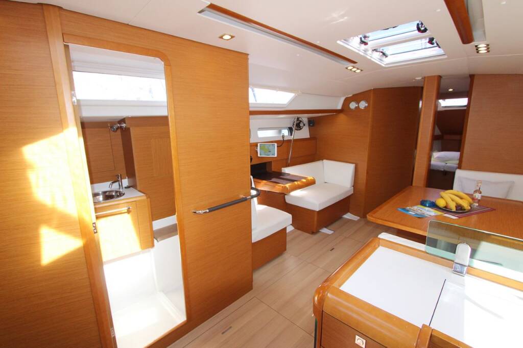 Sun Odyssey 449 Gaia