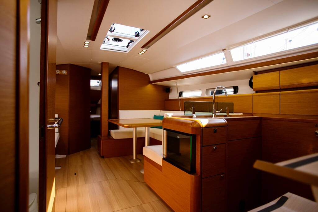 Sun Odyssey 449 Bravo