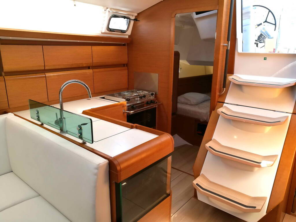 Sun Odyssey 449 ECONOMY