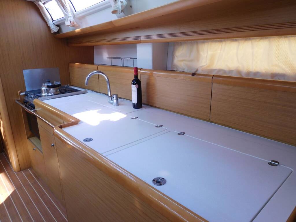 Sun Odyssey 44i ECONOMY