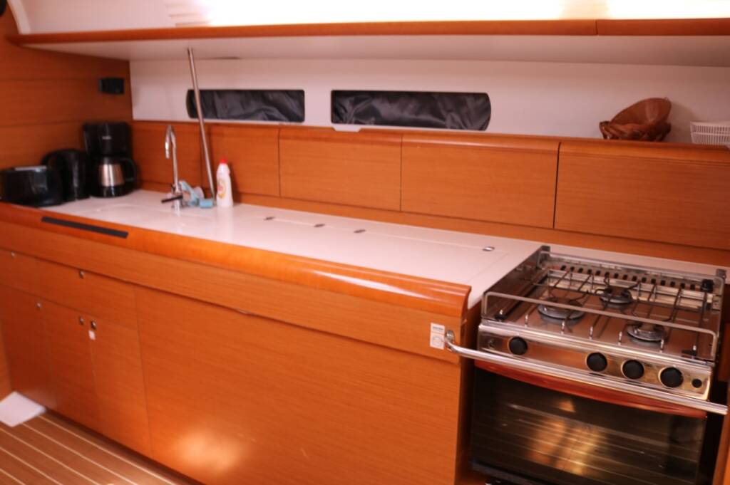 Sun Odyssey 469 Nomia