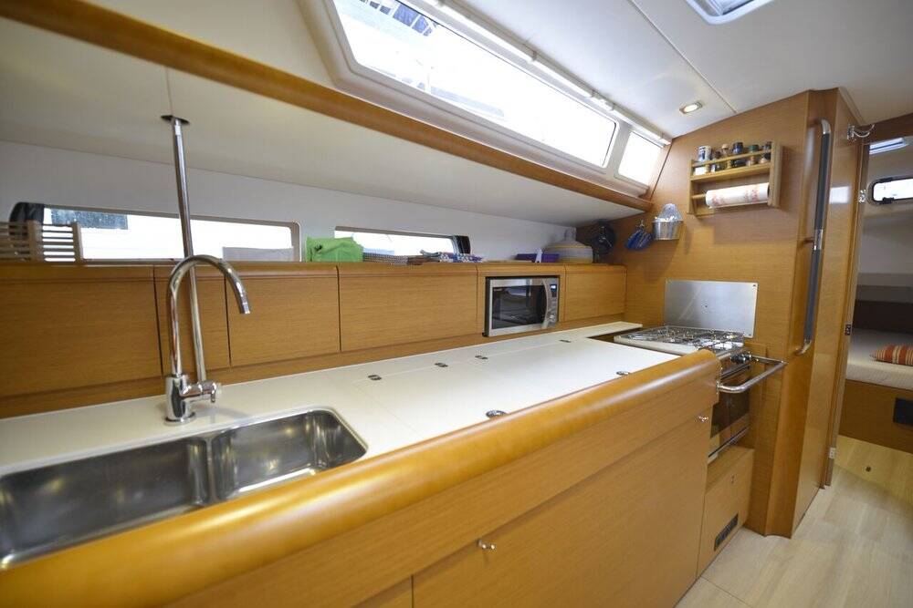 Sun Odyssey 479 Norwegian wood