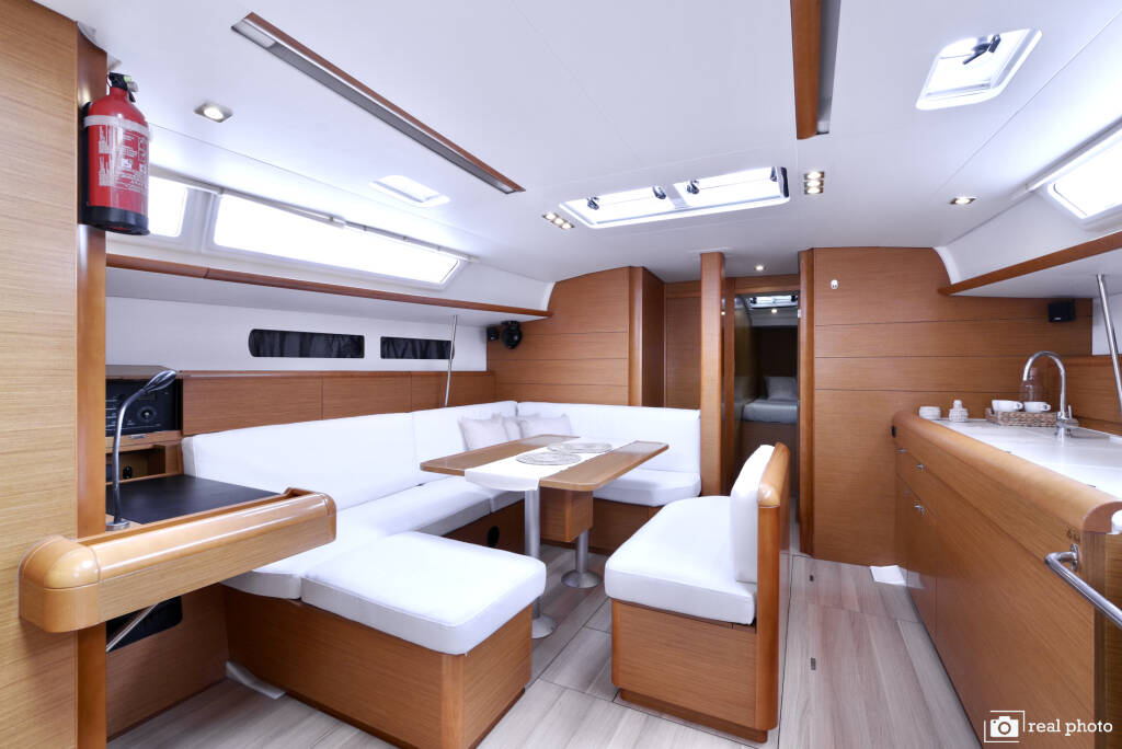 Sun Odyssey 479 Azzurra