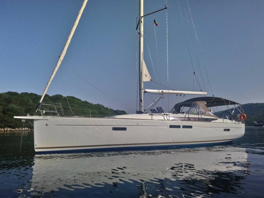 Sun Odyssey 479 Guinness