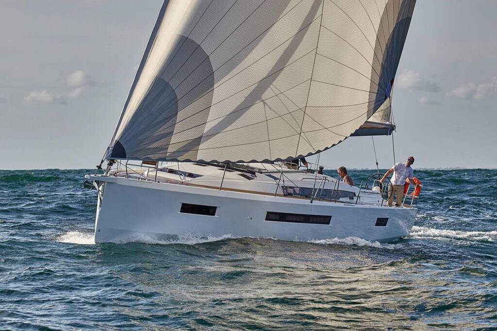 Sun Odyssey 490 Aria