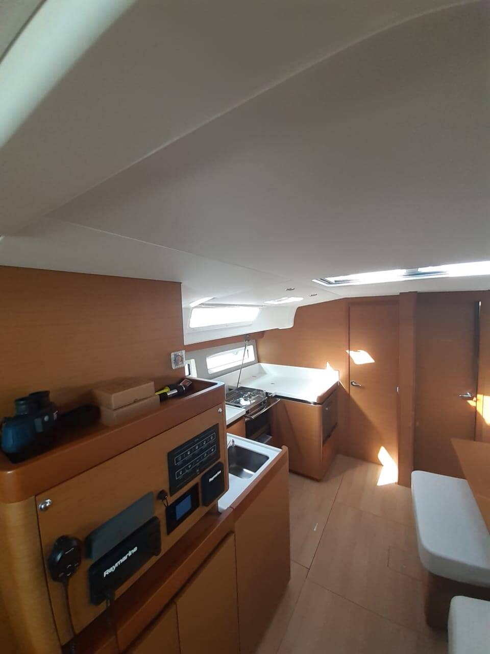 Sun Odyssey 490 White Pearl