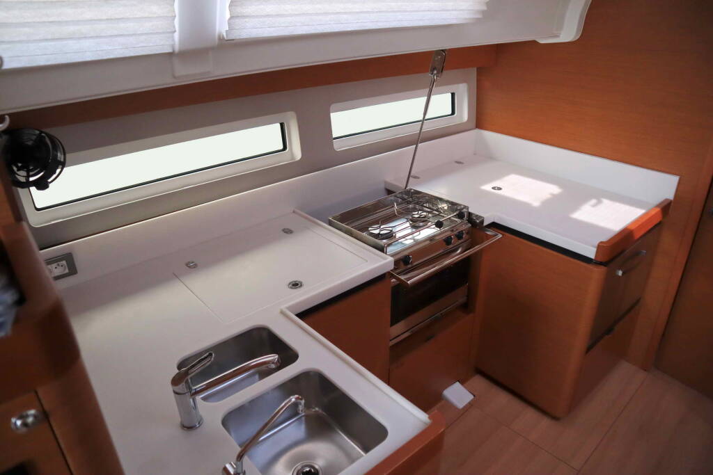 Sun Odyssey 490 CLASS