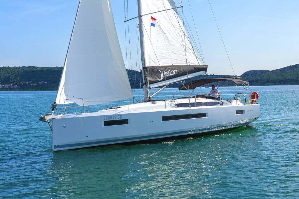 Sun Odyssey 490 First Ride