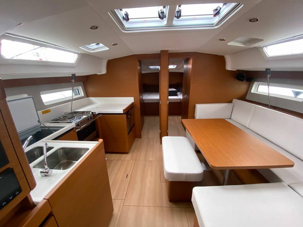 Sun Odyssey 490 Sventola