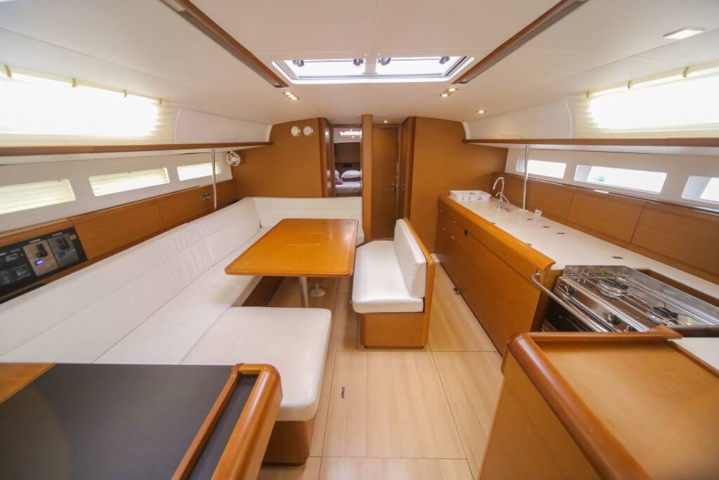 Sun Odyssey 519 MALAKE 