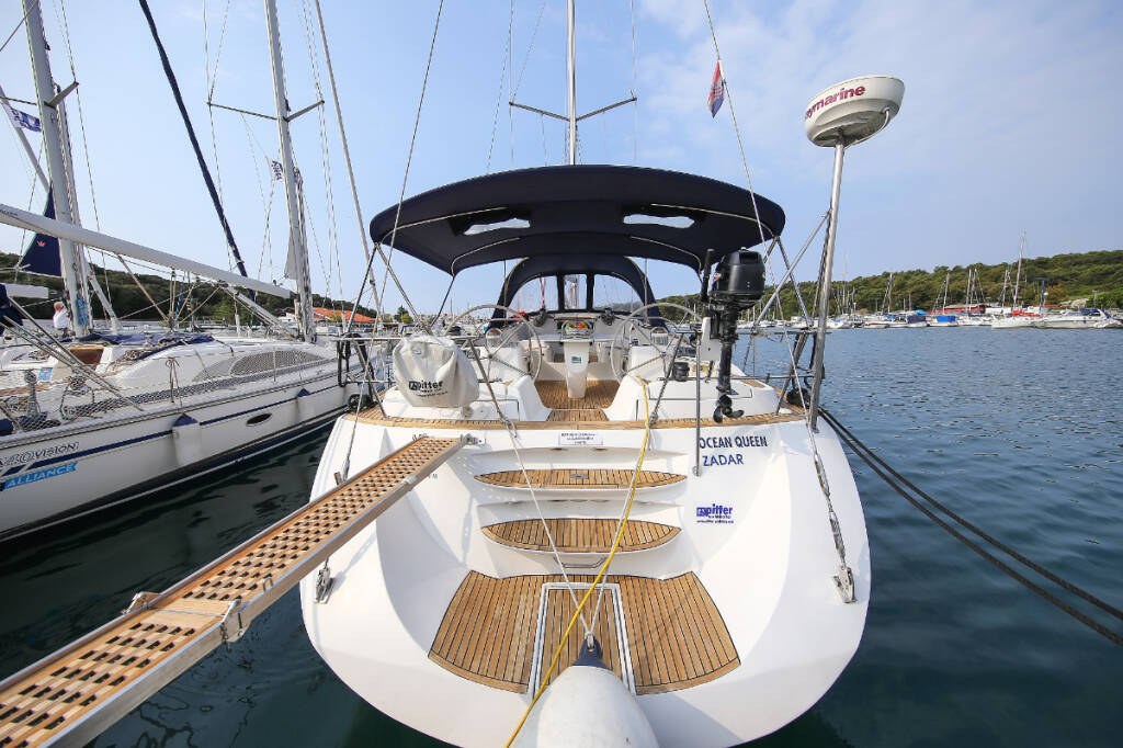 Sun Odyssey 54 DS Ocean Queen