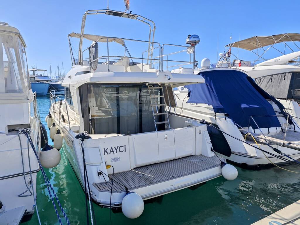 Swift Trawler 35 Kayci